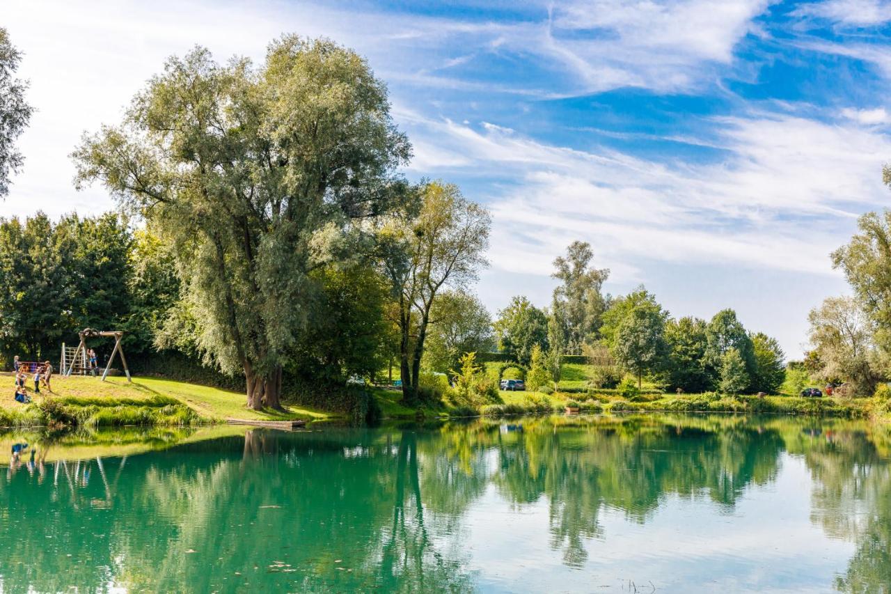 Camping&Pension Au an der Donau Bagian luar foto