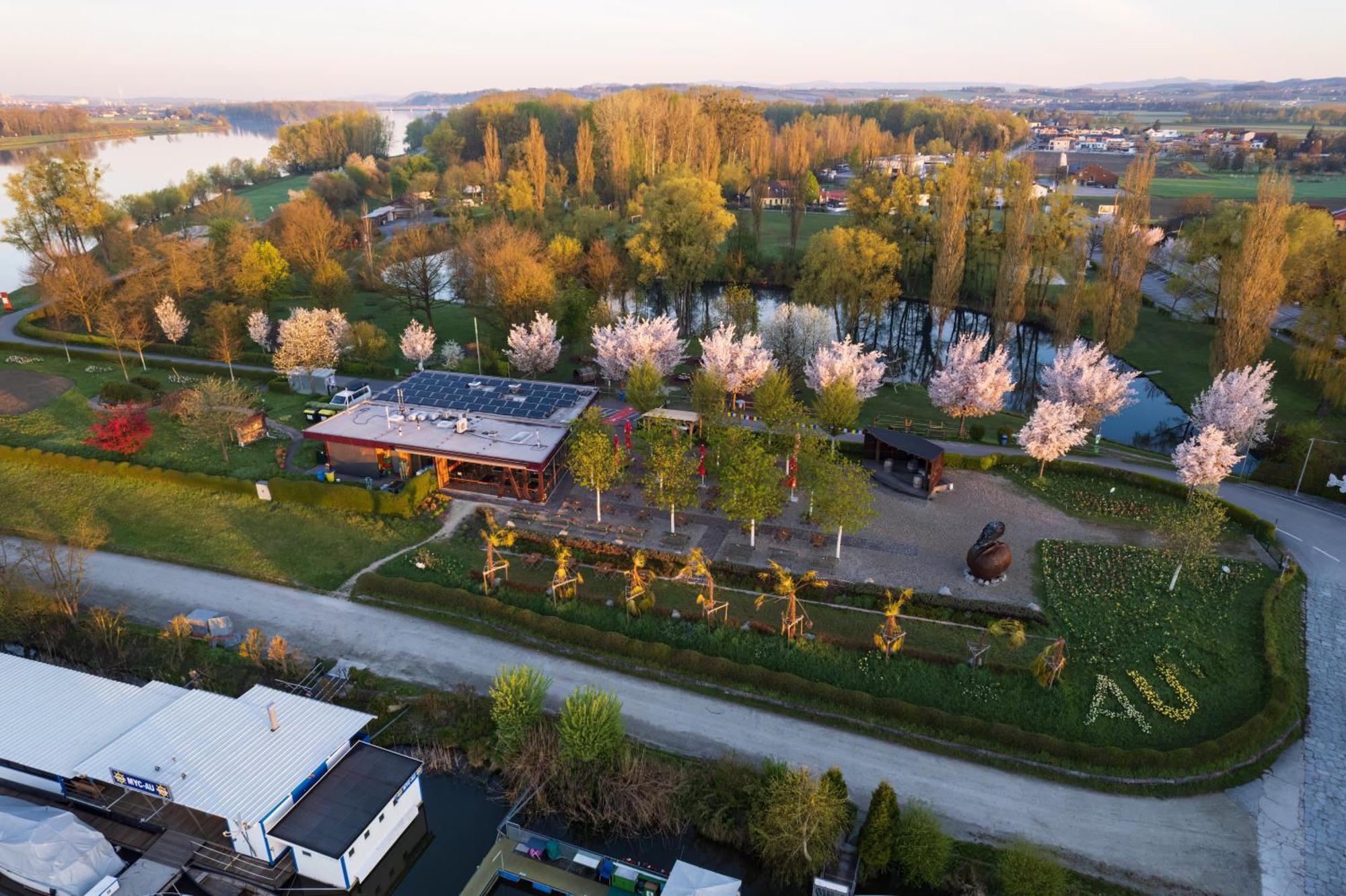 Camping&Pension Au an der Donau Bagian luar foto